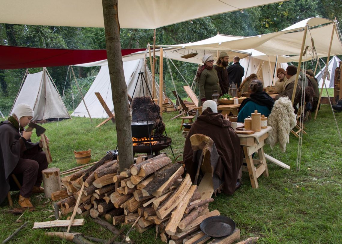 Mittelalter Spektakel Im Schlosspark Raakow Bei Drebkau Niederlausitz Aktuell 