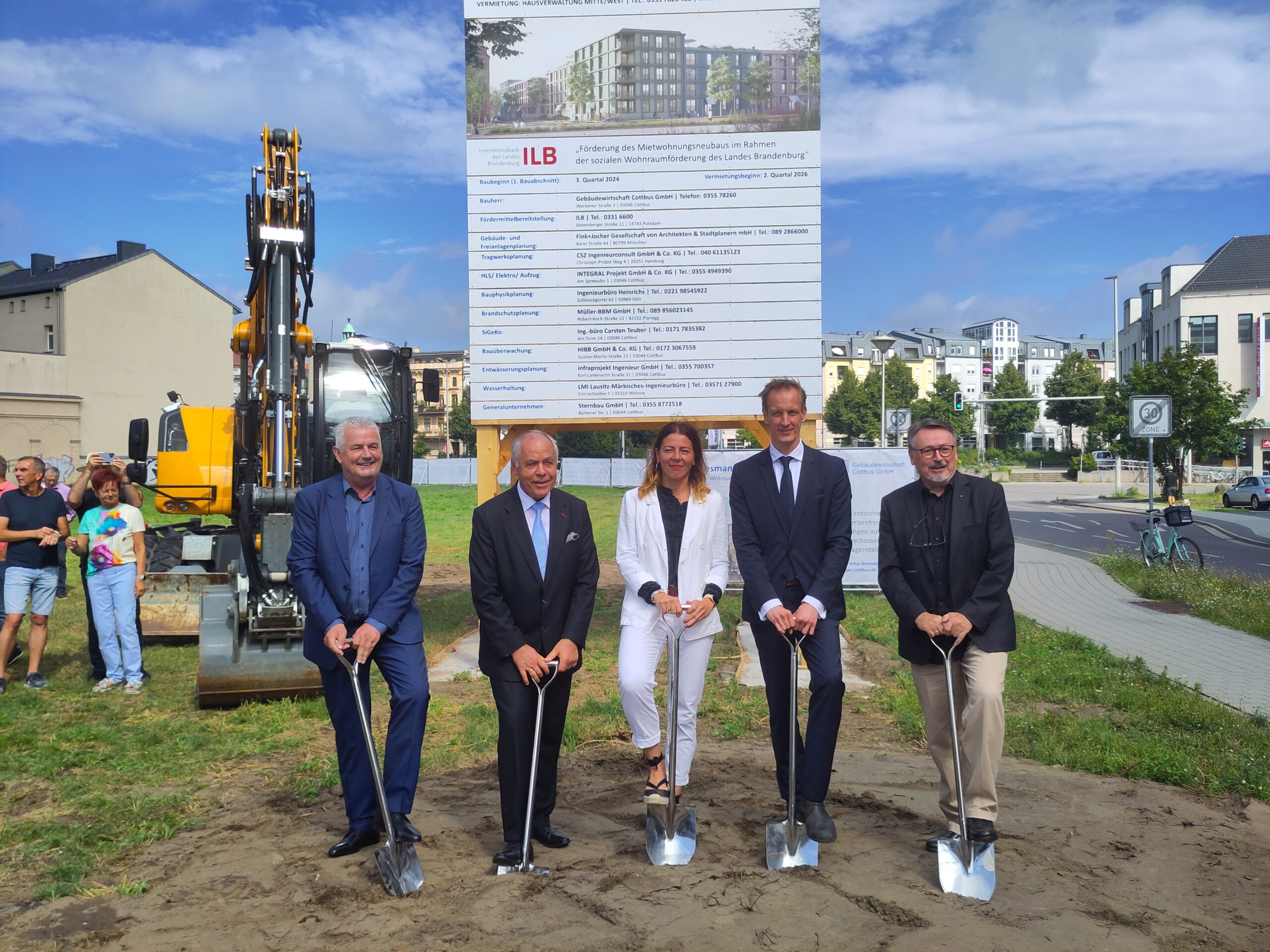 Spatenstich für den Neubau Briesmannstraße in Cottbus