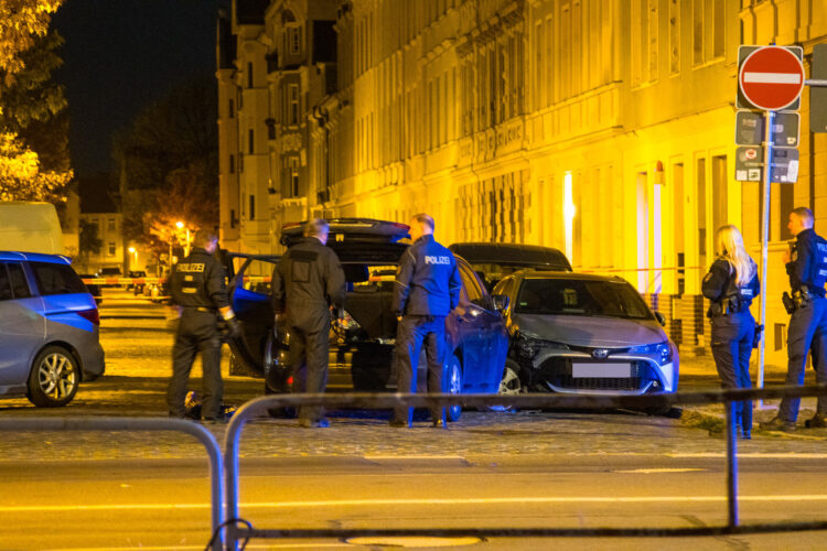 Polizeieinsatz in Cottbuser Innenstadt; Sprengstoffähnliche Gegenstände gefunden; Foto: Blaulichtreport Lausitz